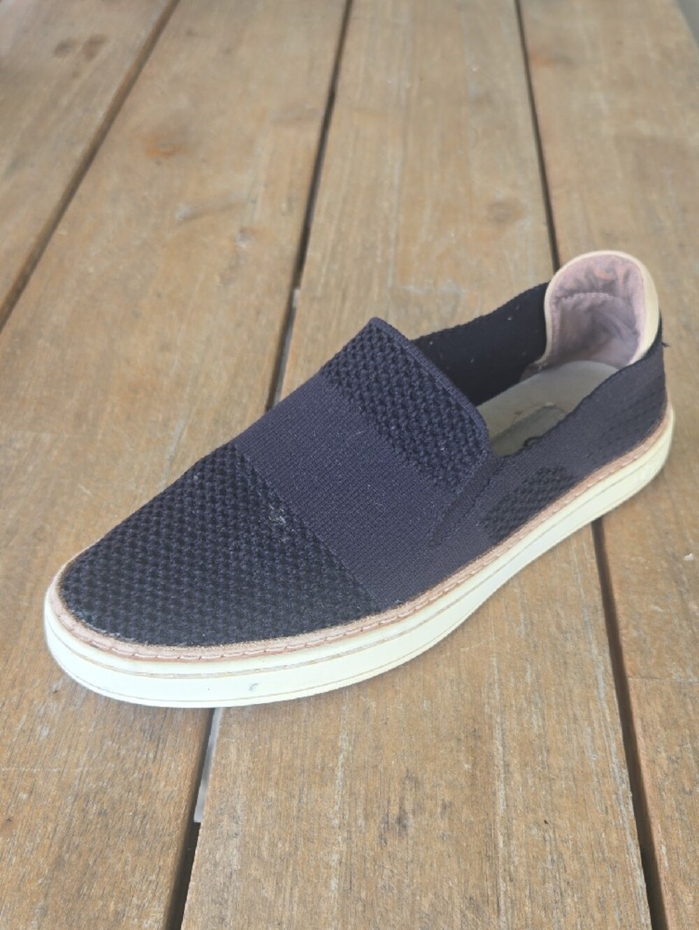 UGG Women's Slip-On Flat